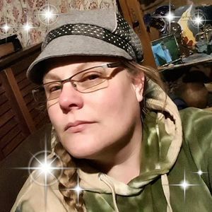 Meet your Posher, Deanna